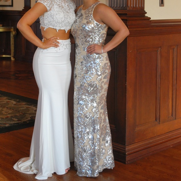 where can i sell my formal dresses